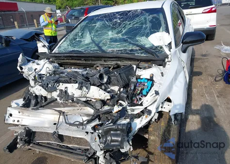 2019 Toyota Camry Se z USA, uszkodzony, nr VIN 4T1B11HK9KU842909